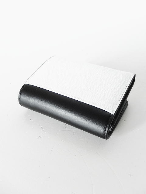 Maison Margiela【メゾンマルジェラ】正規取り扱い店、通販可能 ON